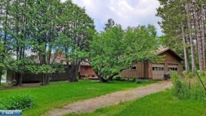 Lake Vermilion home Lagoon Road